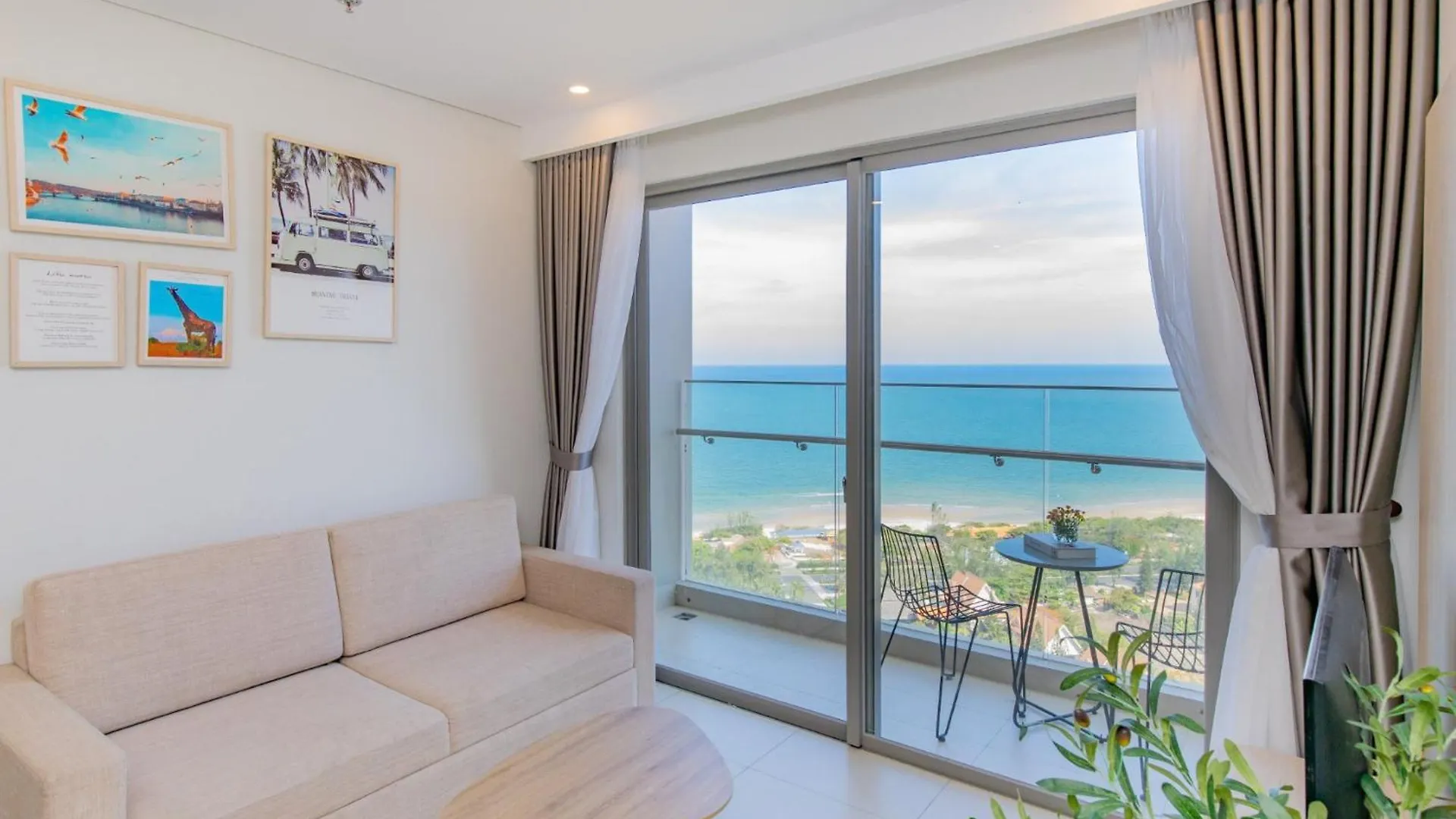 Chou'Ka The Song Balcony Condotel Vung Tau Apartment